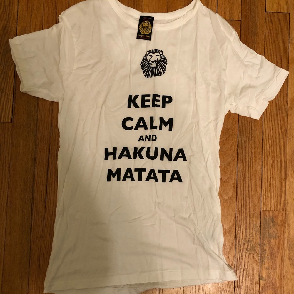 NWOT Keep Calm and Hakuna Matata white t-shirt